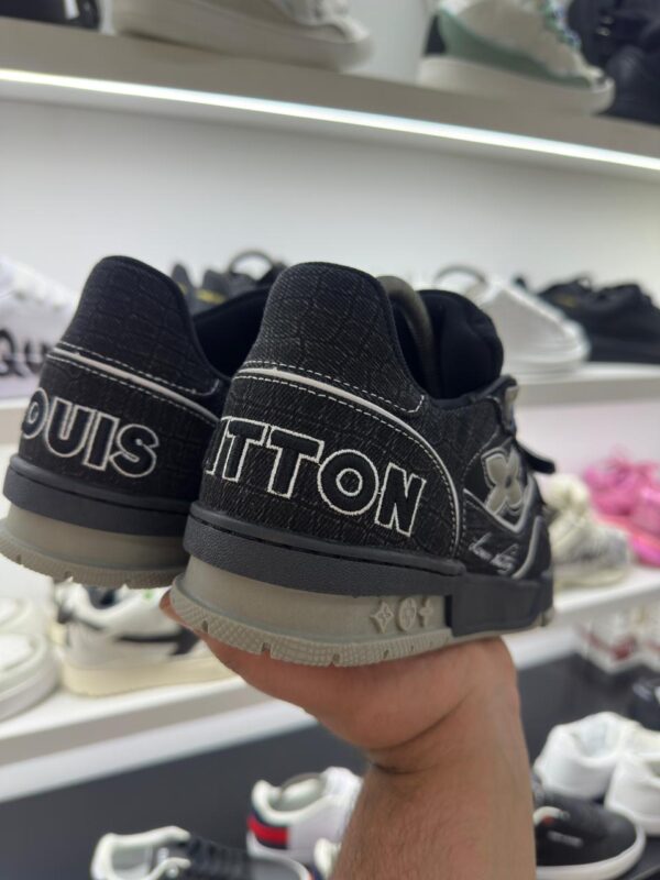 Louis Vuitton - Image 6