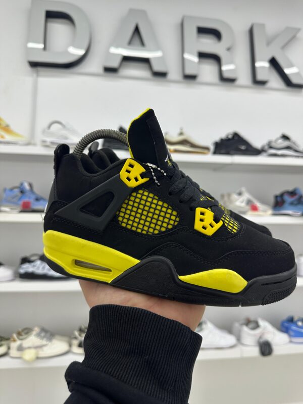 Air Jordan 4 - Image 5