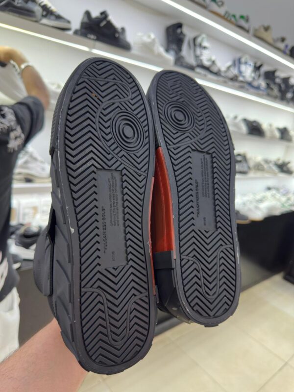Off-White - Image 8