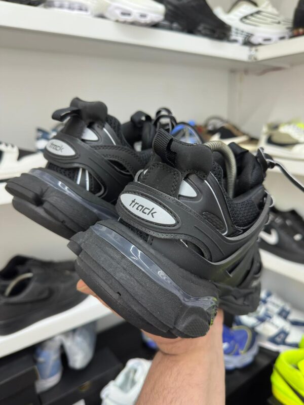 Track - Image 3